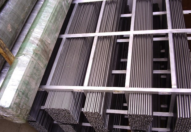 厂家供应冷拉圆钢 可订做1018冷轧光扁电镀料